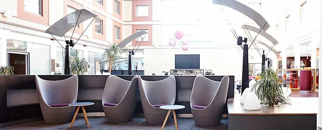 מלון הית'רו Novotel London Heathrow Airport M4 Jct. 4